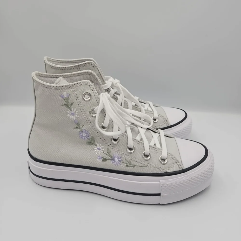 Converse Light Gray High-Tops with Floral Design - Picture 4 of 9